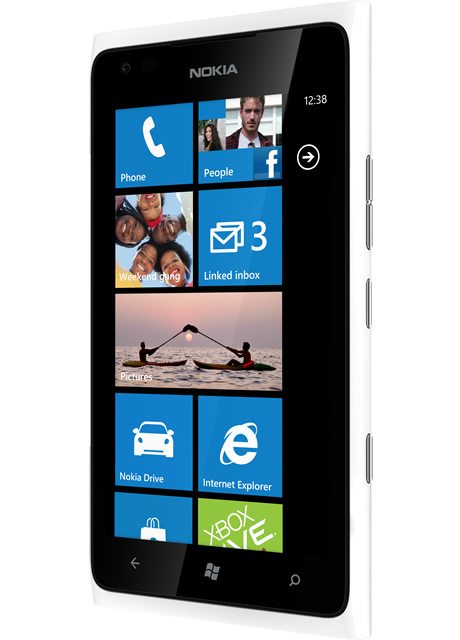NokiaLumia900alb-1